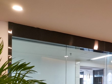 無框玻璃自動(dòng)門